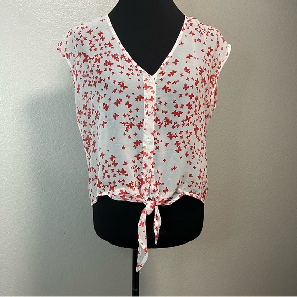 One Clothing Sheer Butterfly Print Sleeveless Button Down Vneck Blouse SMALL - Picture 1 of 6